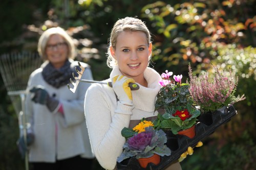 Liability and customer payment conditions for garden work